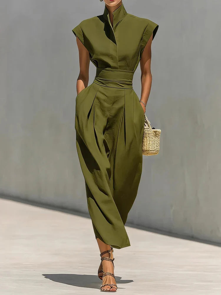 Kaylee | Powerful Fitted Midi Dress with Pockets