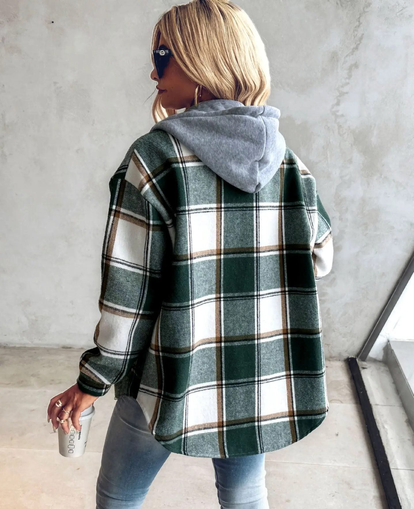 Victorine | Cozy Oversized Plaid Cardigan with Button Front