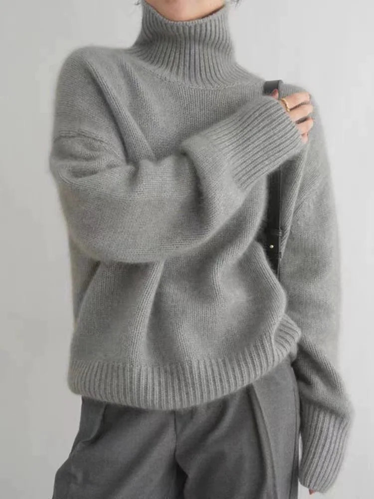 Dora | Plush Cashmere Like Turtleneck Sweater with Relaxed Fit