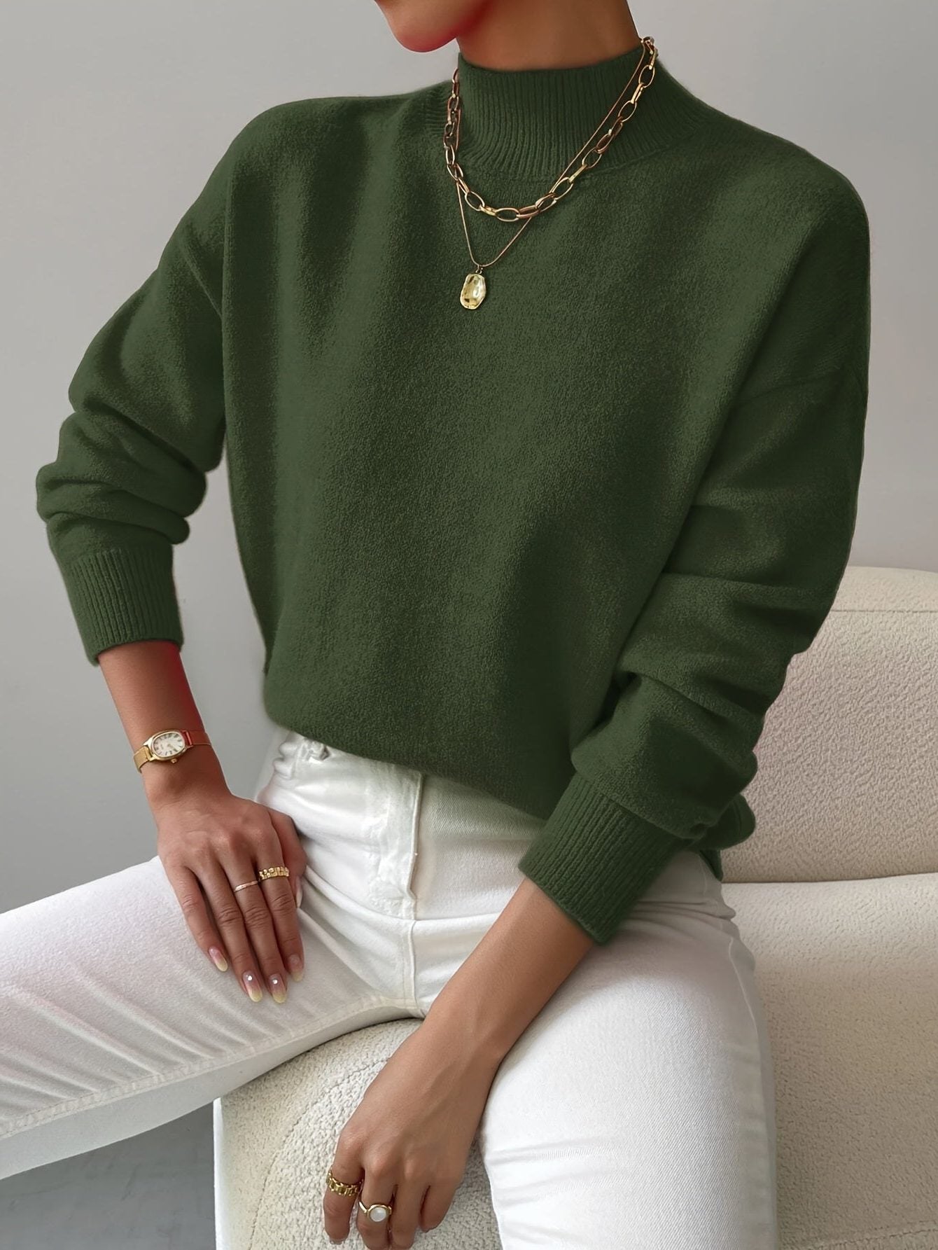 Corinne | Elegant Ribbed Knit Turtleneck Sweater with Fitted Body